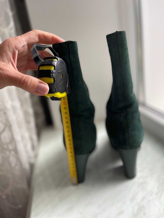 Жіночі чобітки польські зимові замш натуральний 40р