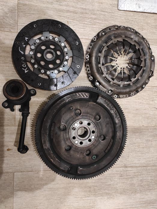 Рено Лагуна 3, колінвал, щеплення