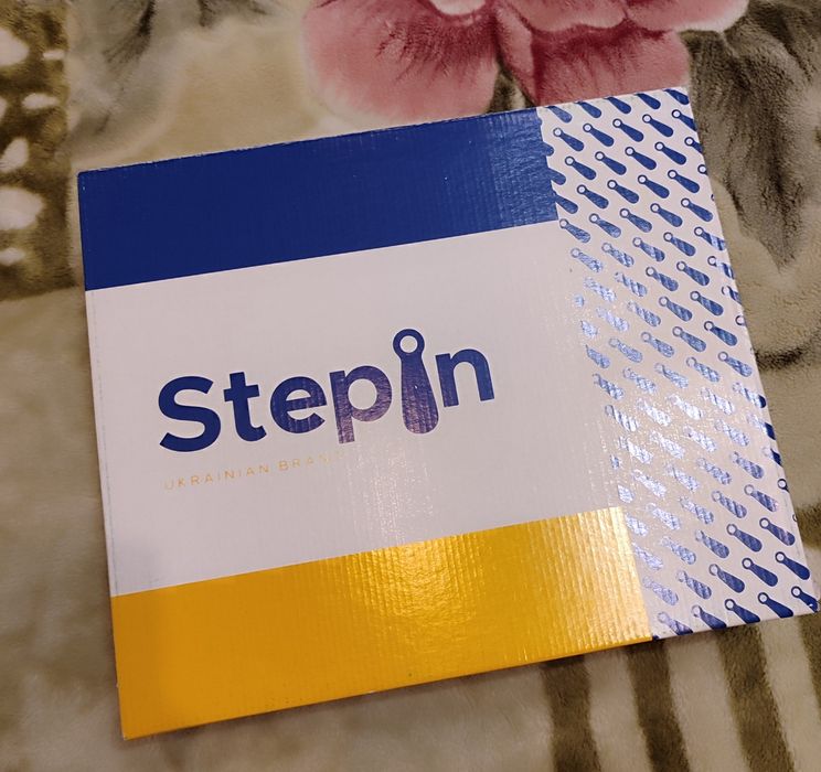 Продам демісезонні жіночі ботільйони