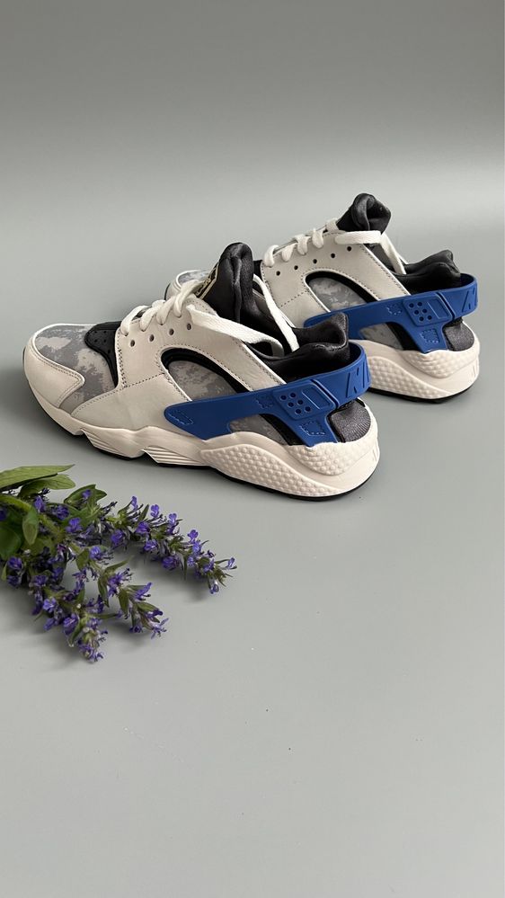 Жіночі кросівки Nike Air Huarache PRM, оригінал