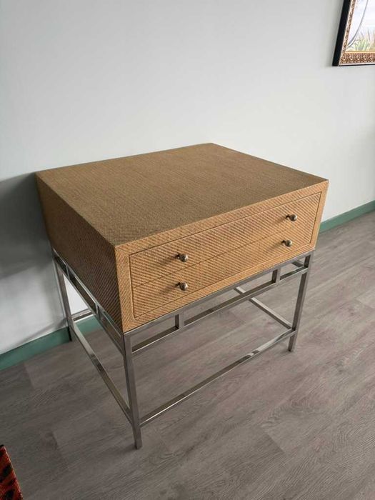 Mesa de apoio de sala