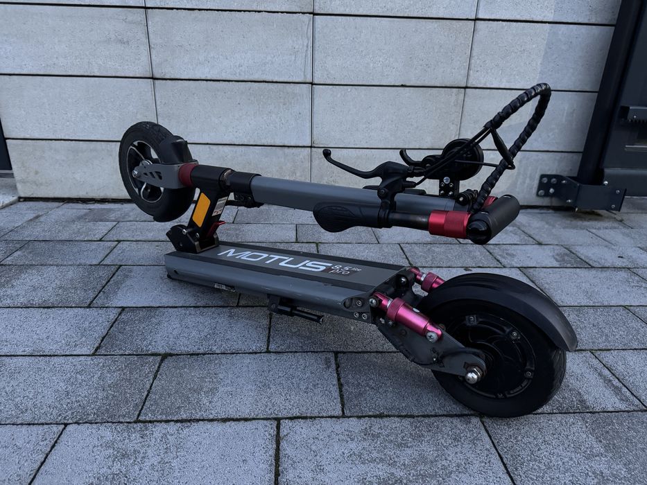 Motus pro 8.5 lite hulajnoga elektryczna