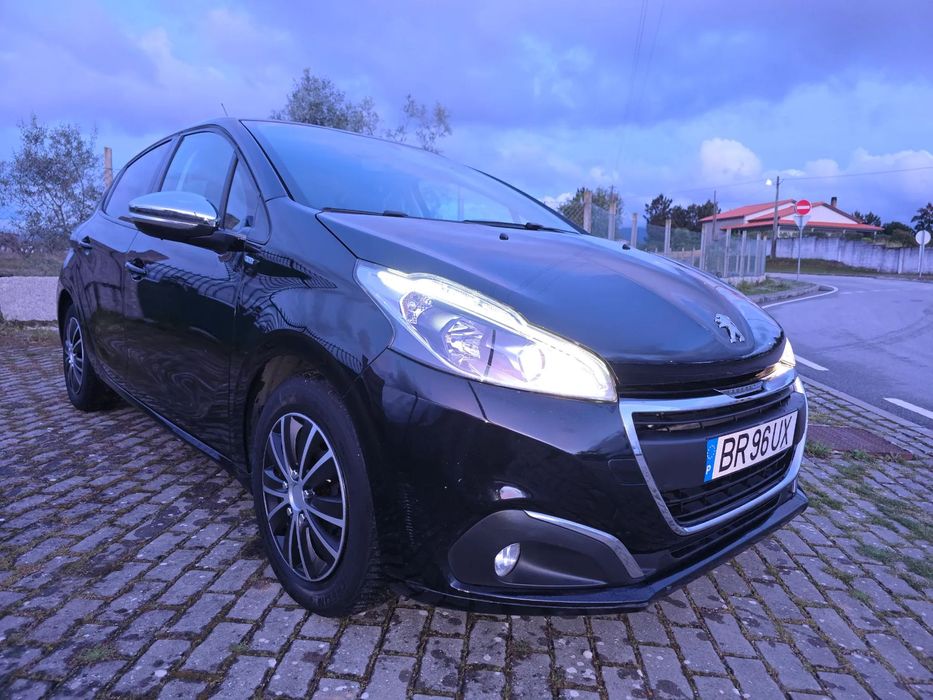 Peugeot 208 1.6 BlueHDi Style