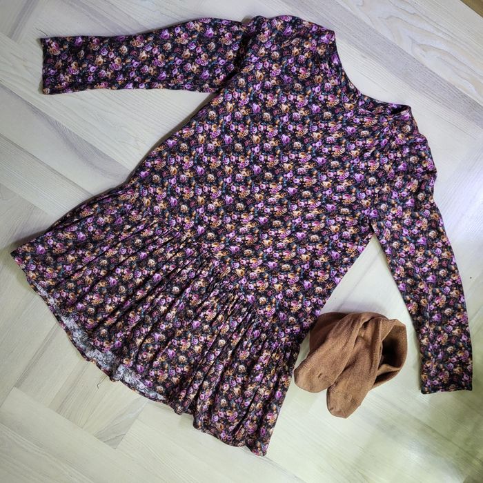 Sukienka brązowa w kwiaty Zara 134 urocza jesienna