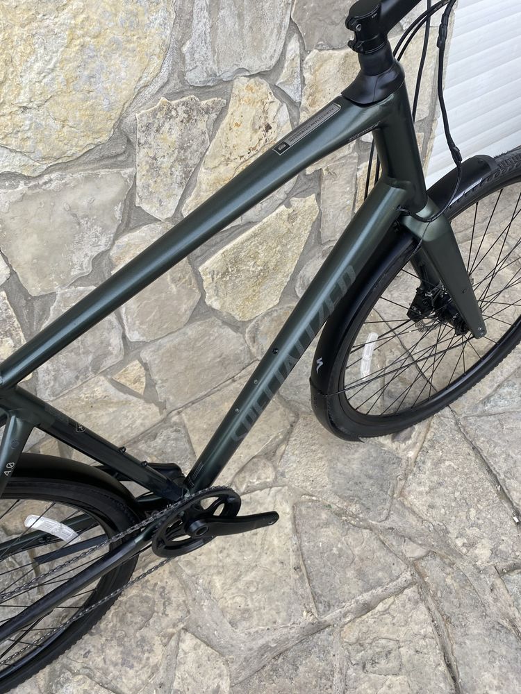 Велосипед міський Specialized Sirrus X 4.0 EQ 2023 рама М. і XL