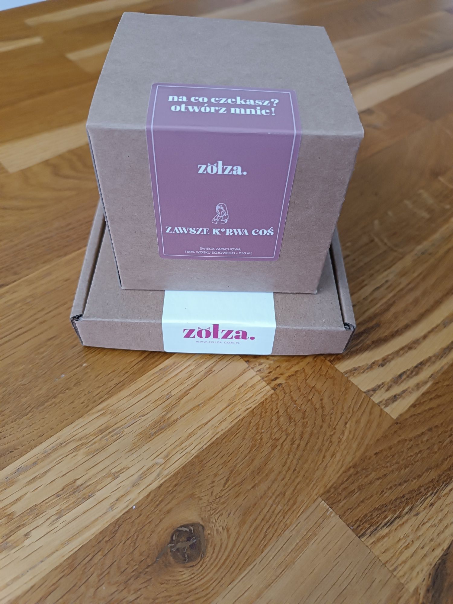 Świeca sojowa (Zawsze k*rwa coś) + podstawka pod świecę