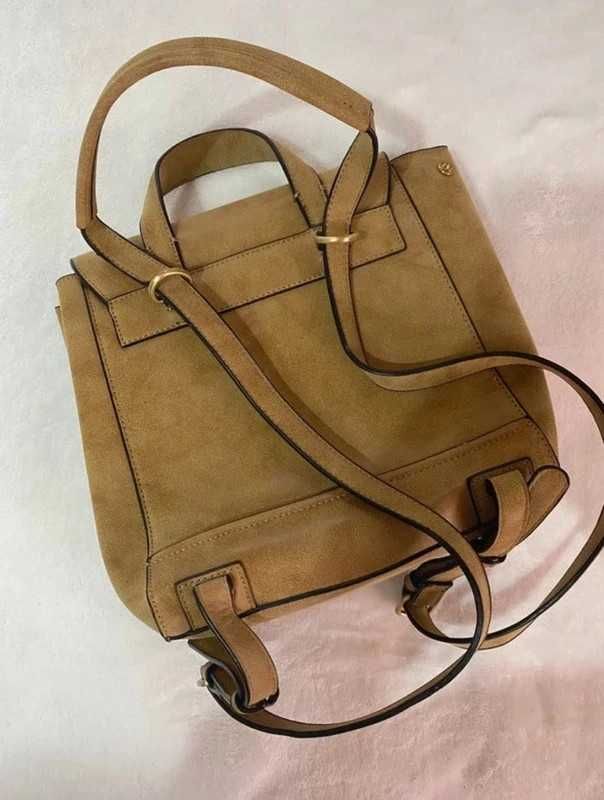 Mochila em Camurça, Ajustável