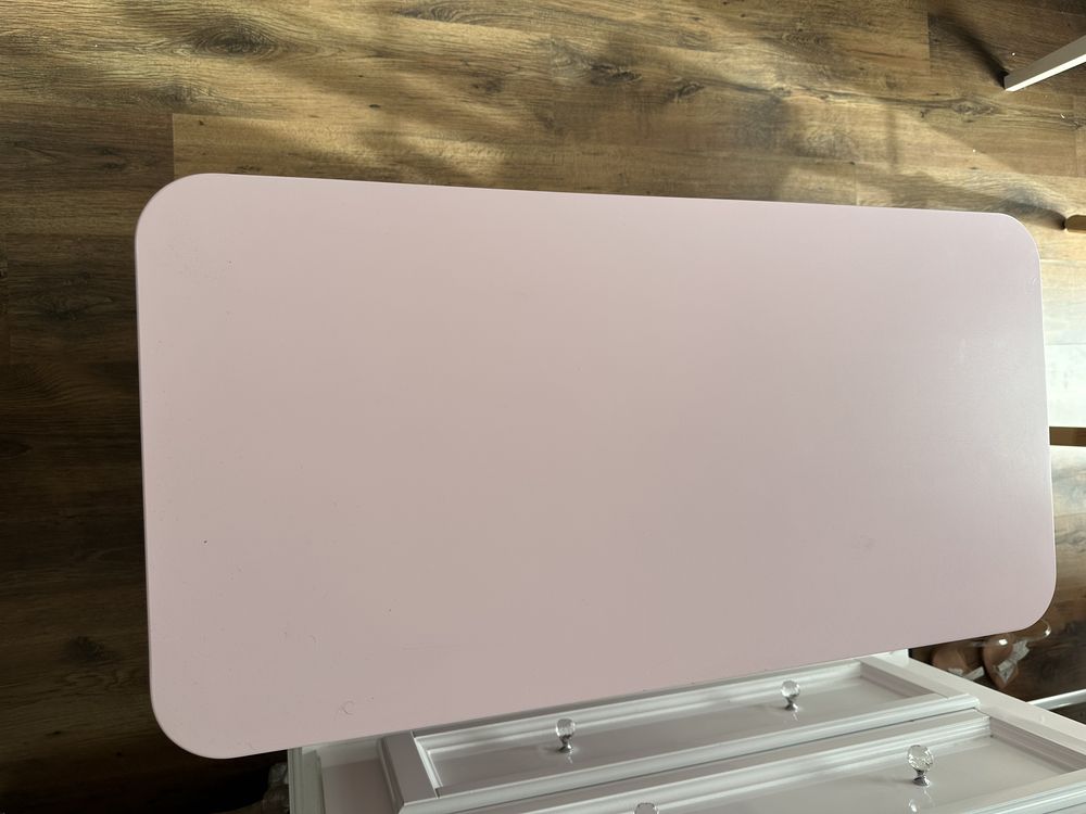 Szafeczka ikea różowa Busunge