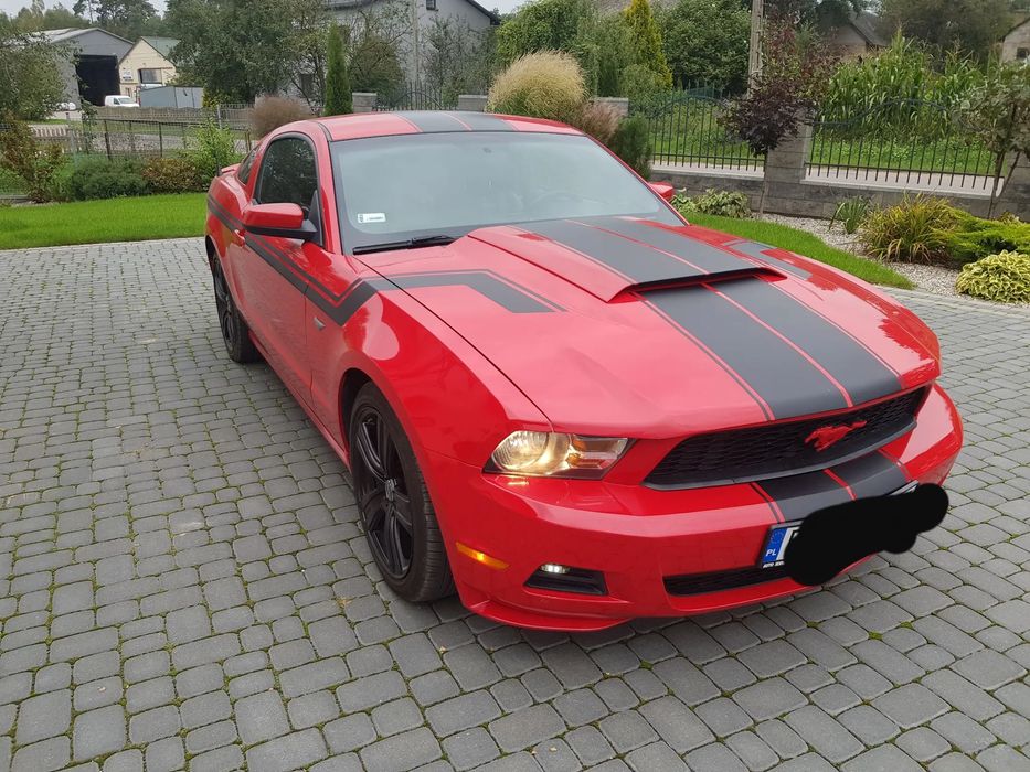 Ford Mustang Ford Mustang V 2010 4.0 100k km
