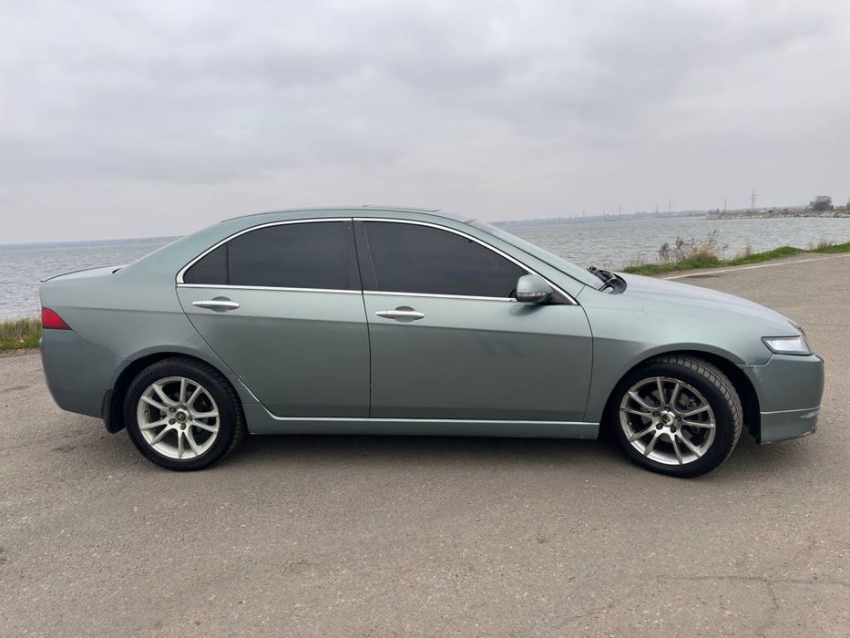 Срочно Хонда Аккорд, состояние отличное