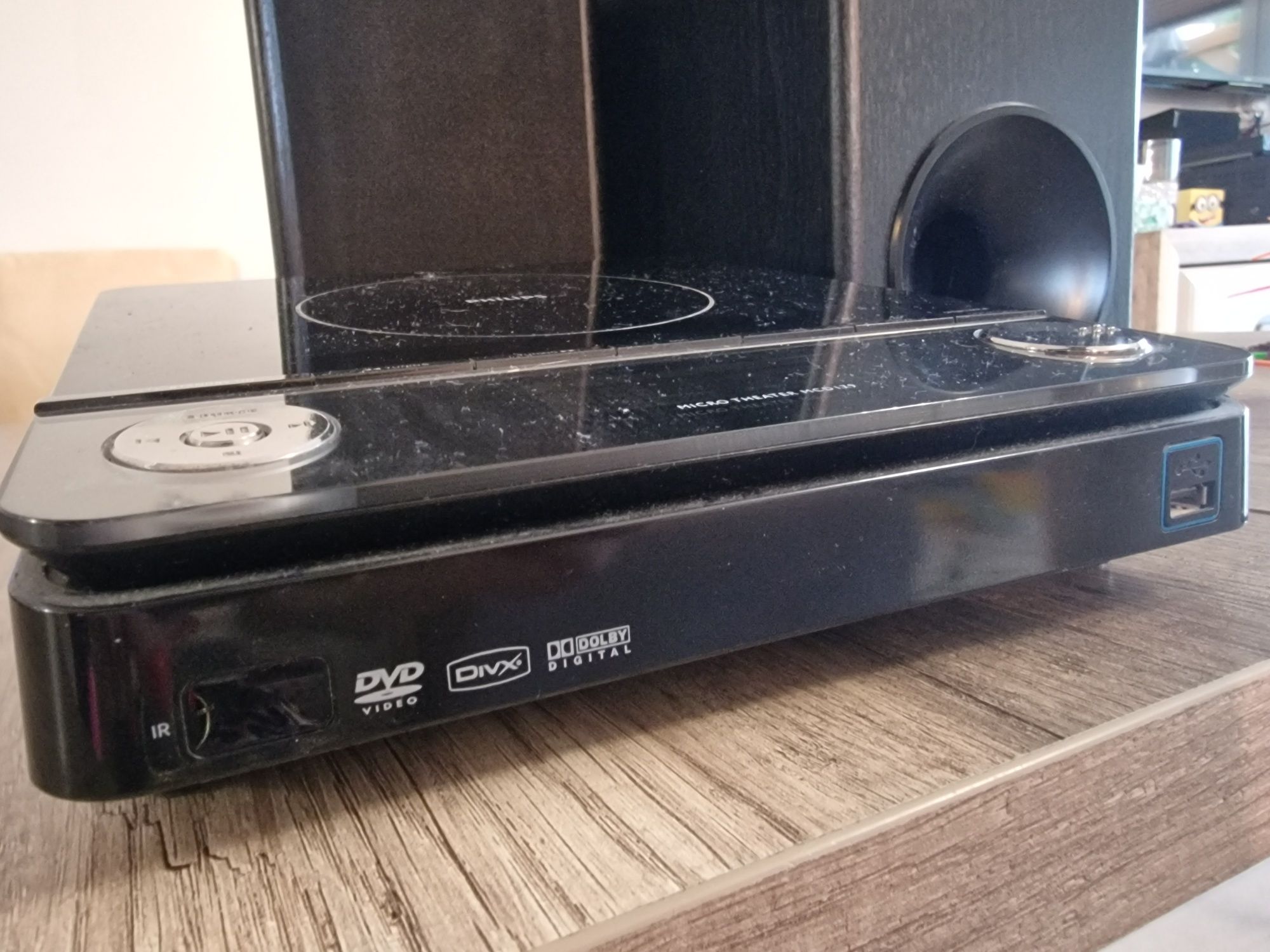 Używany Zestaw Philips MCD179/12 z Subwooferem - Idealny do audio!