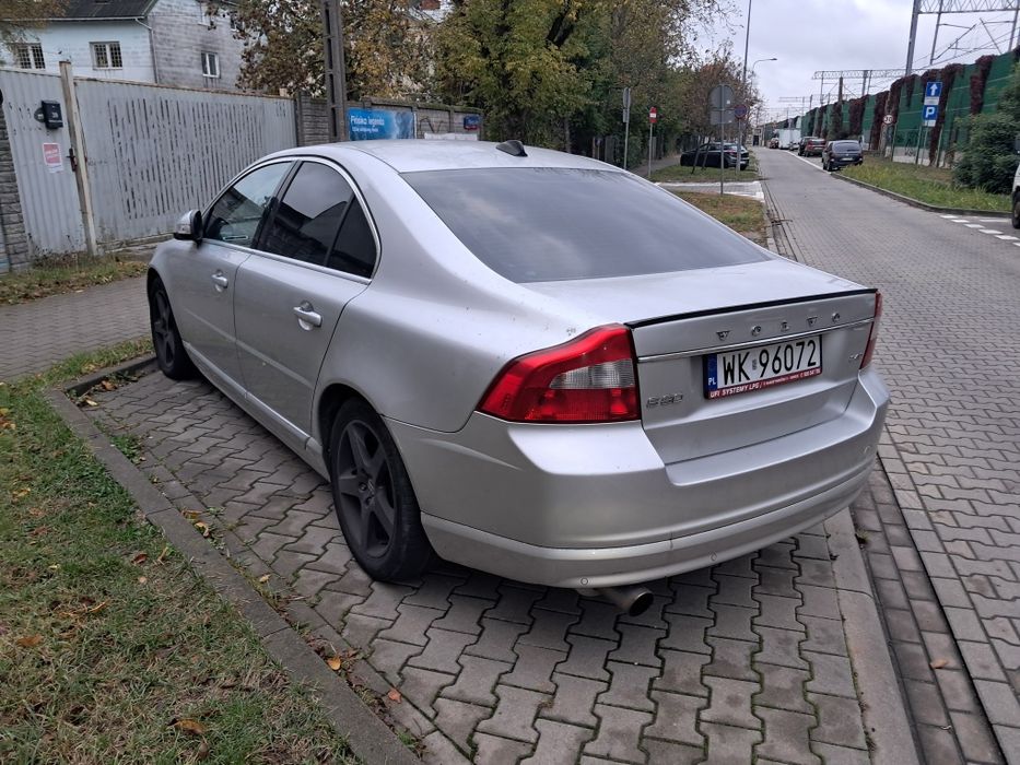 Volvo s80 2.4d5 anglik 180km