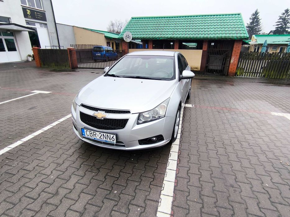 sprzedam ładnego Chevroleta Cruza