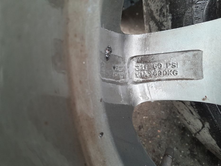 Лехкосплавные диски.