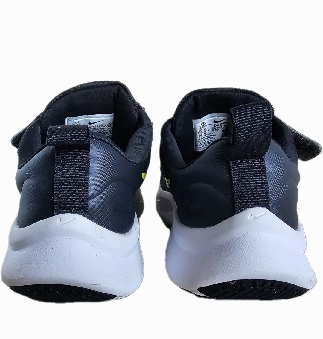 Підліткові кросівки для хлопчика "Nike Star Runner 3 " DA2777-004