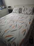 Cama de casal IKEA