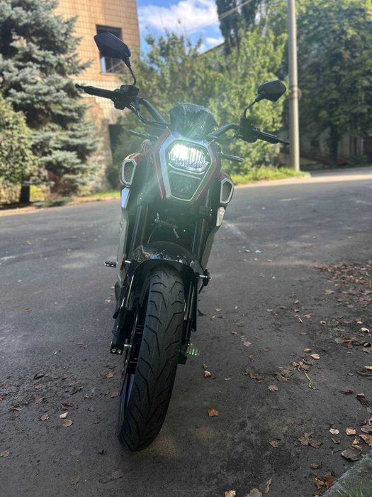 Електромотоцикл BT8000 3000W 72V 115Ah