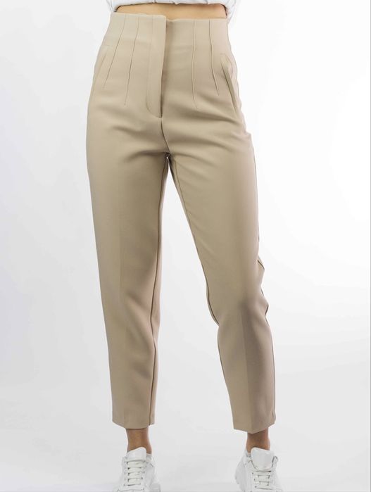 Брюки на літо бежеві