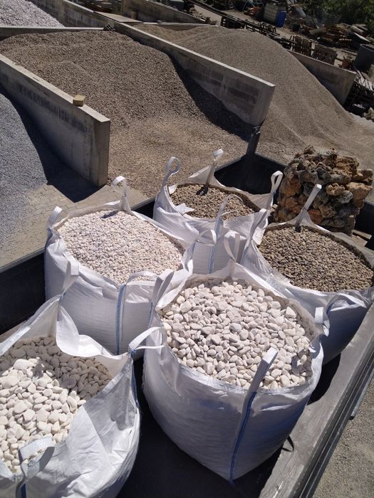 Pedra Rolada Mármore Branco 2, seixo jardim, 160€IVA