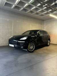 Porsche Cayenne S E-Hybrid