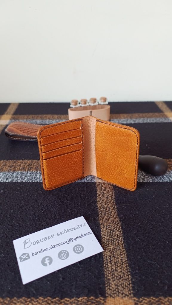 Borubar Skóroszyj - składany skórzany cardholder / portfel