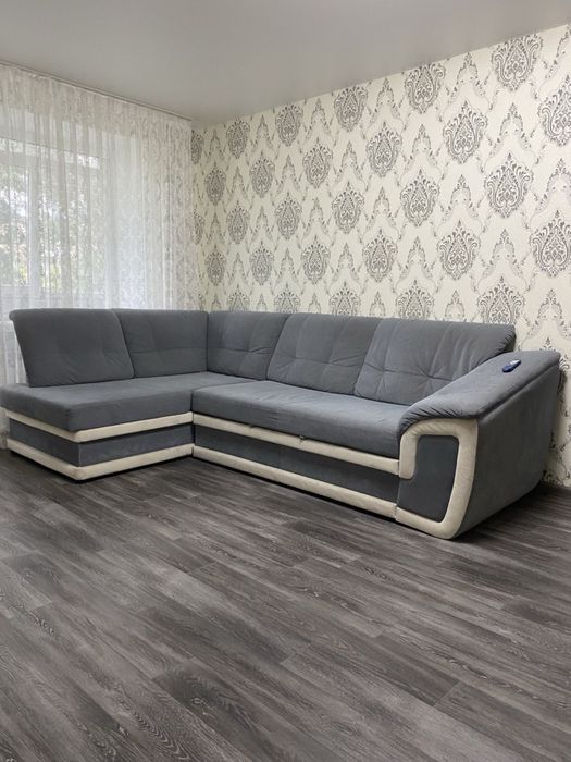 Сдаю в аренду по добово 2-кімнатну квартиру