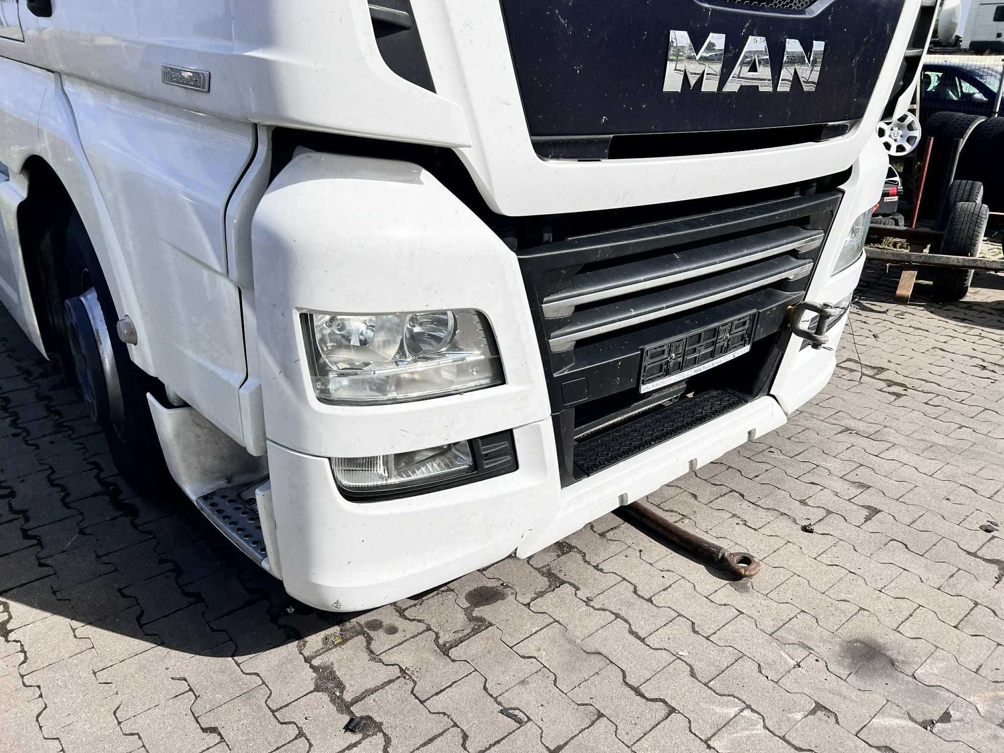 Man TGX LIFT XLX EURO 6 2018r Front Przód kompletny zderzak Lampy