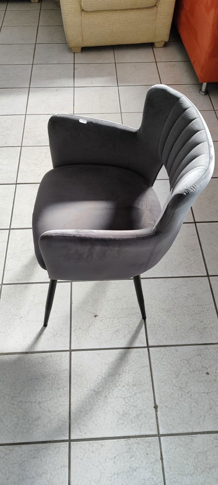 Cadeira Beliani Cinza