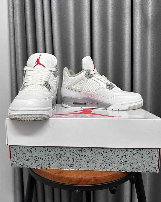 Buty meskie Mokasyny Jordan_4_Retro R.38