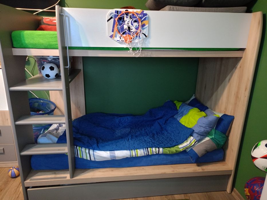 Łóżko piętrowe dziecięce