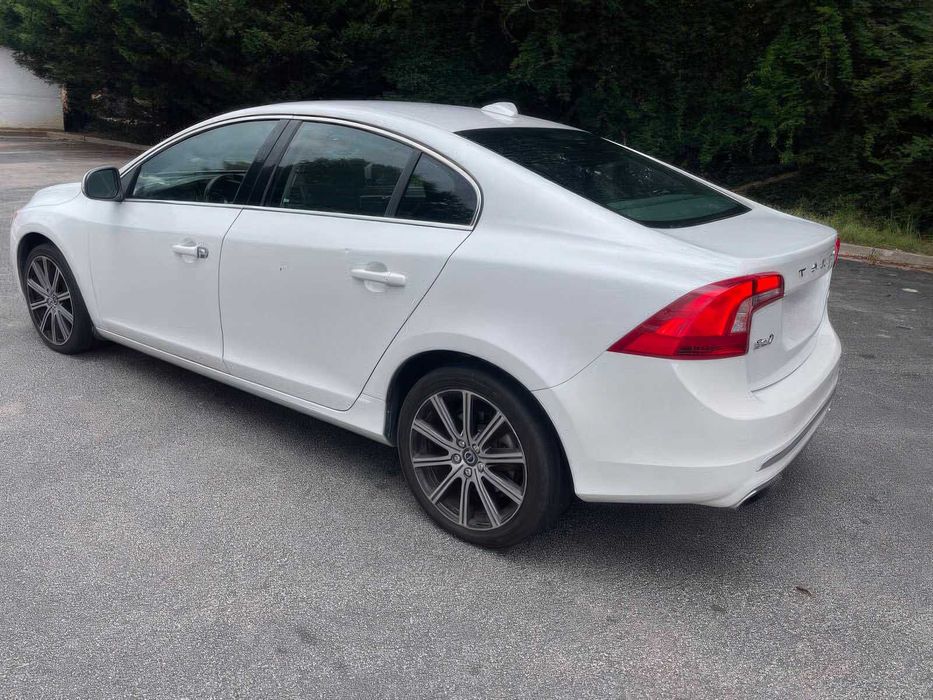 Volvo S60      2018