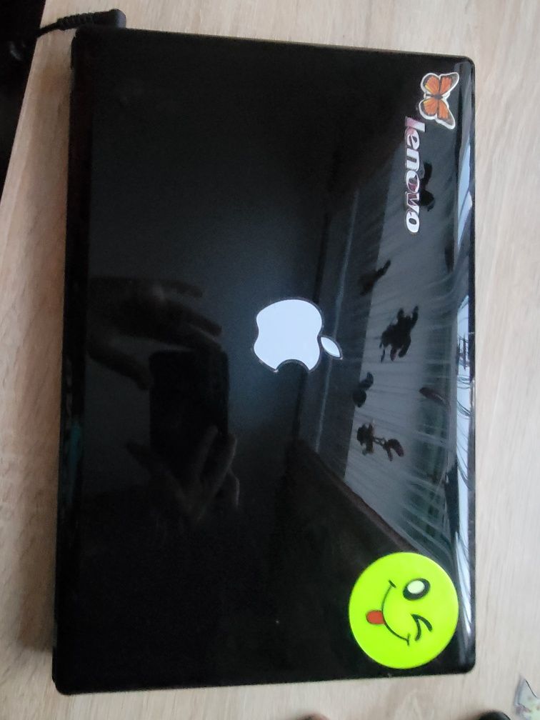 Комп'ютер Lenovo