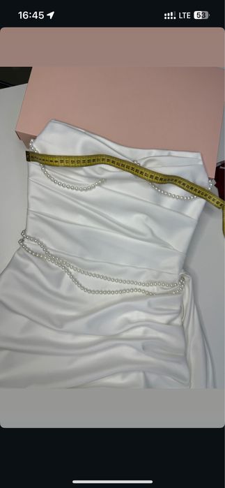 Весільна сукня коротка