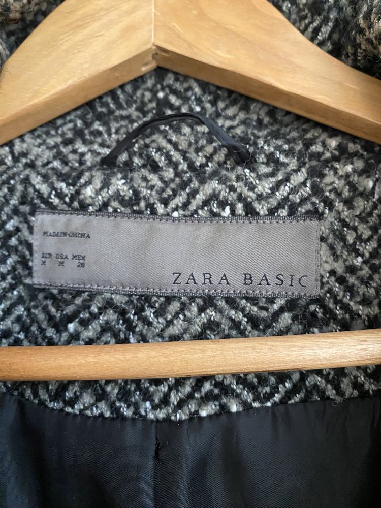 Пальто Zara