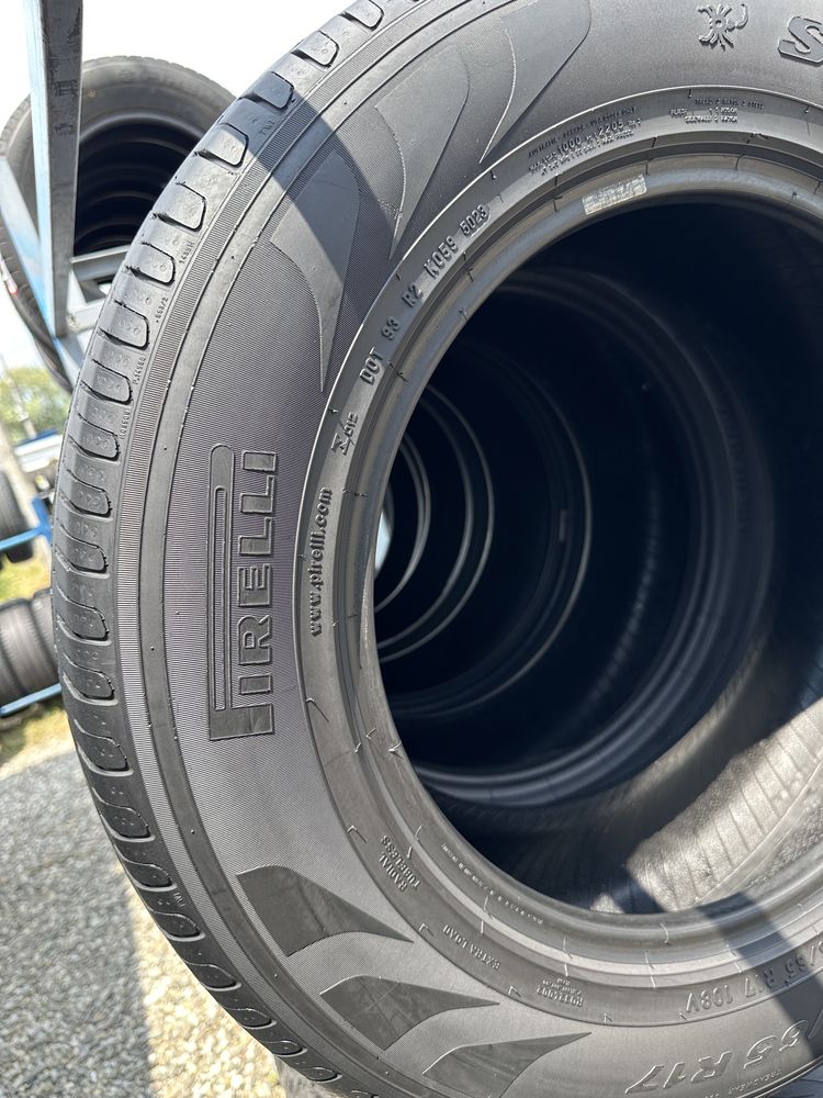 Шини б/у 235/65/17 R17 Pirelli 4шт