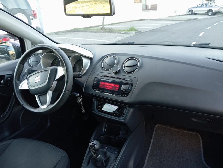 SEAT Ibiza 1.4 TDI 5 lugares 2009