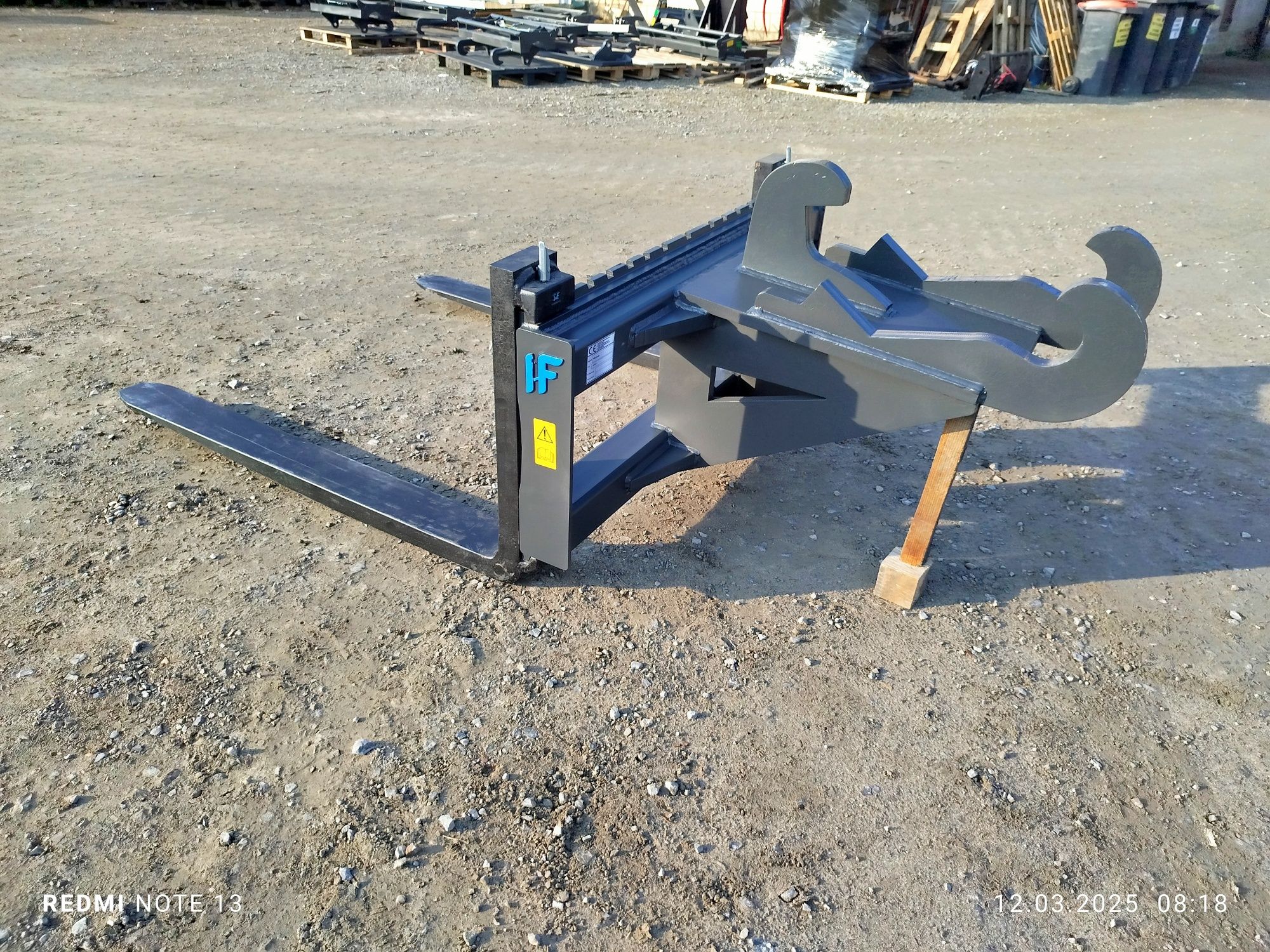 Paleciak Widły do palet Karetka SMP T620 5t