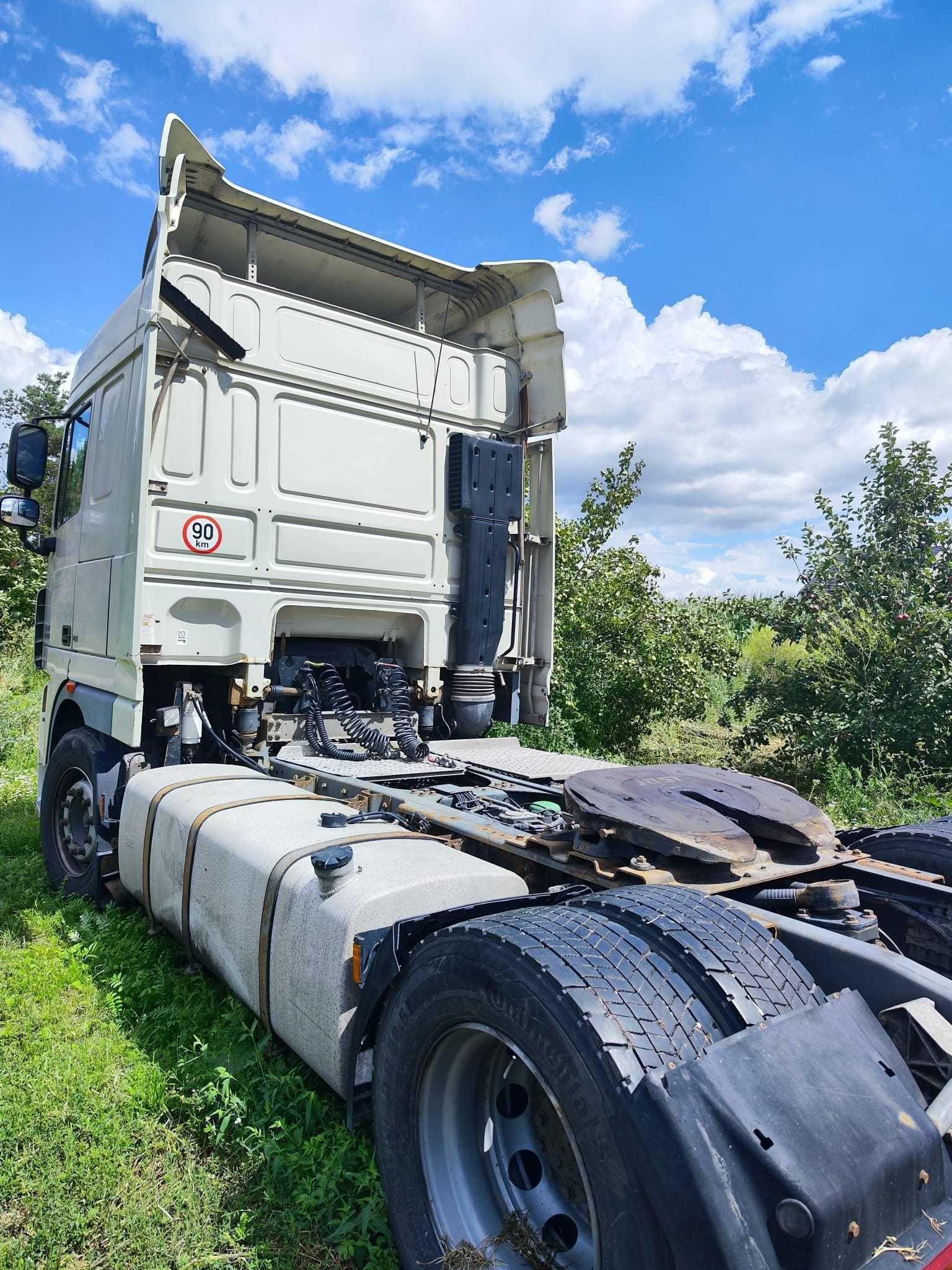 Sprzewdaf daf 105 rok 2011