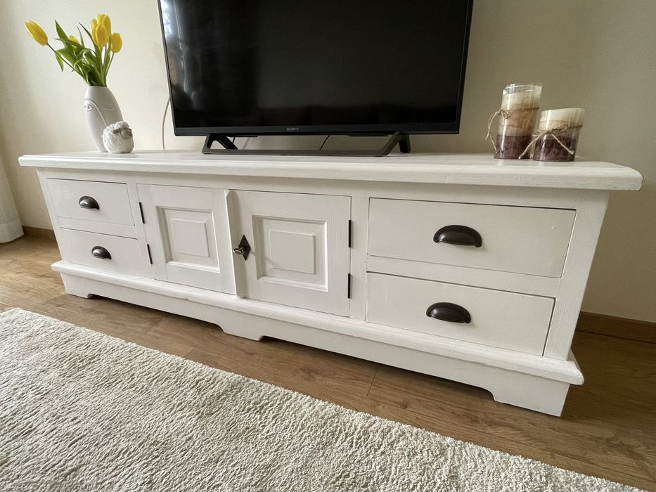 Szafka RTV Brighton 160x40x50cm white Dekoria, drewniana, super stan