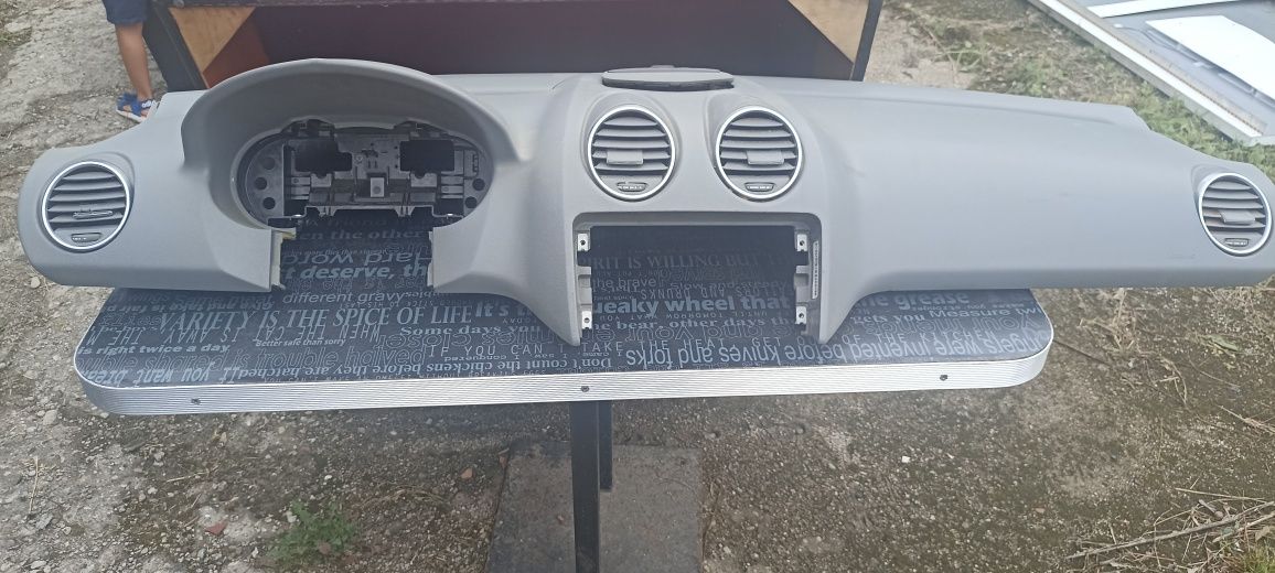 Konsola deska rozdzielcza kokpit Mercedes-Benz ML 164