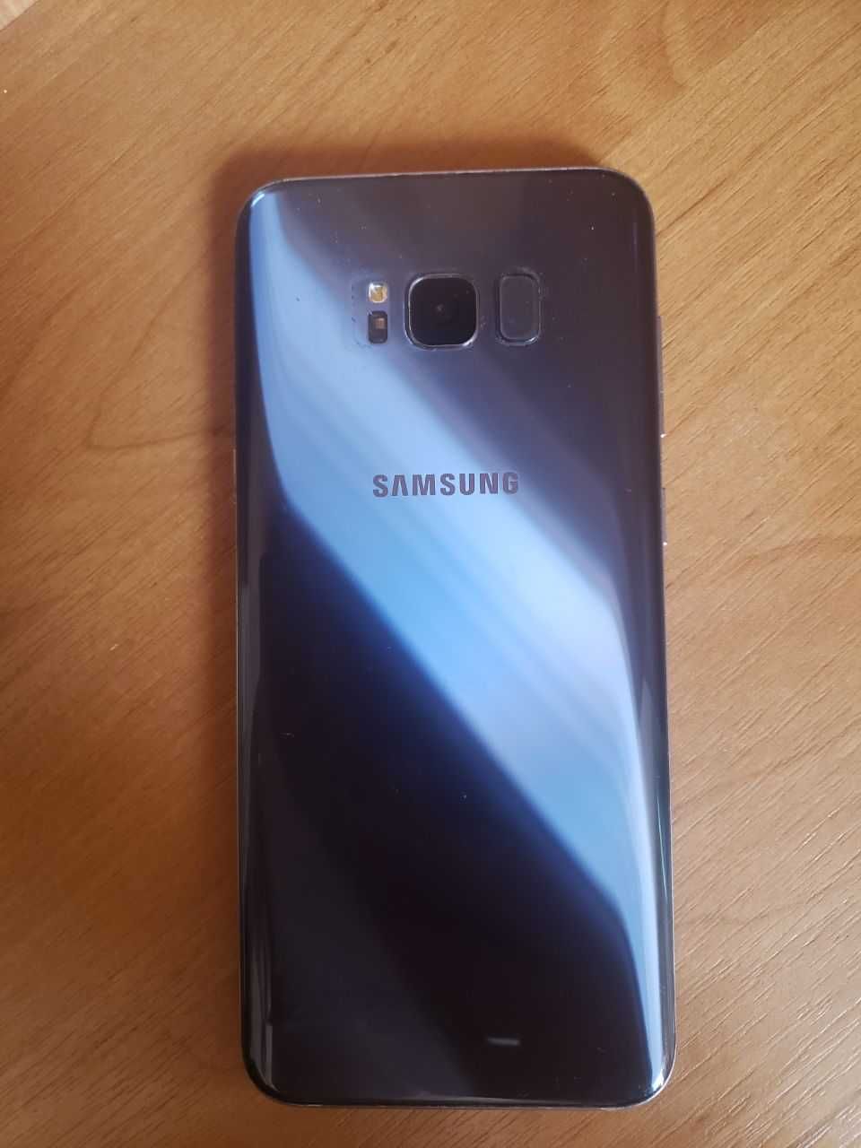 Samsung galaxy s8 plus та galaxy note 4 також iphone 4s