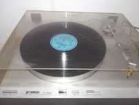 yamaha gramofon p-550