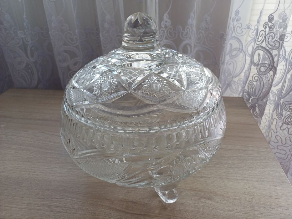 Wielka krysztalowa bomboniera PRL