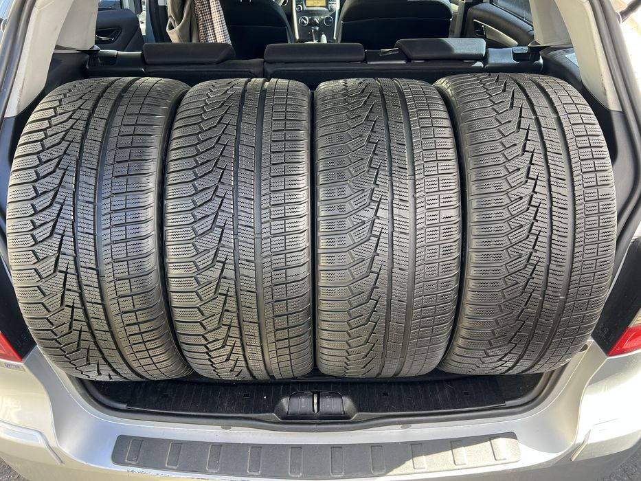 HANKOOK 245 35 r19 Winter I*Cept Evo2 W320 KOREA ЗИМА комплект 4 штуки