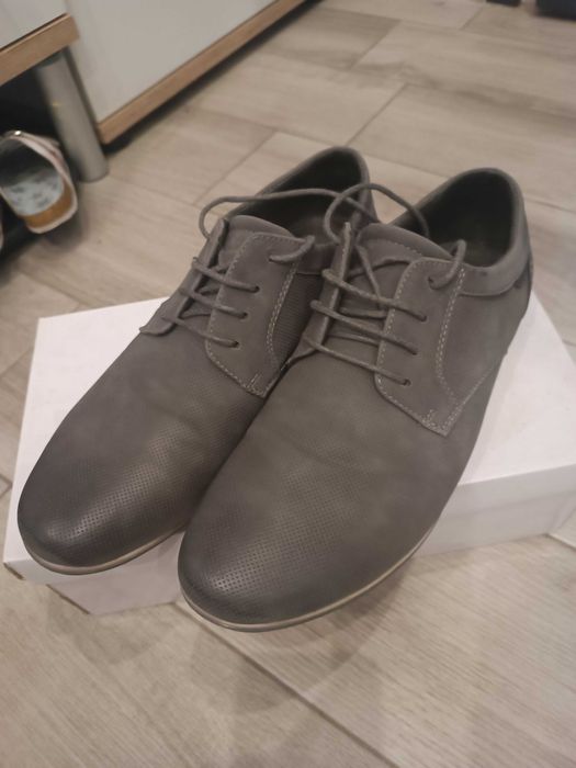 Buty męskie eleganckie jak nowe r.42