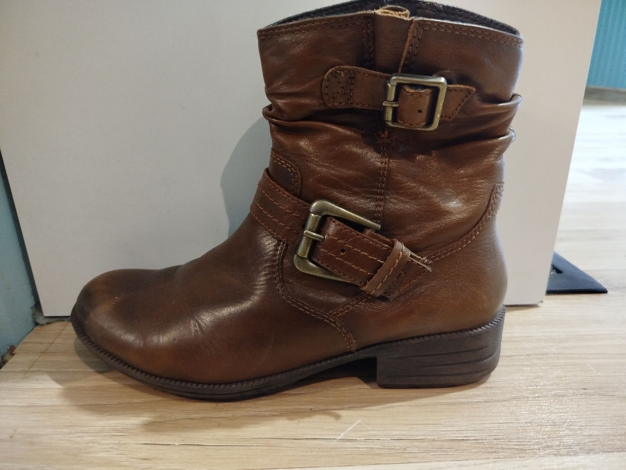 Buty z futerkiem