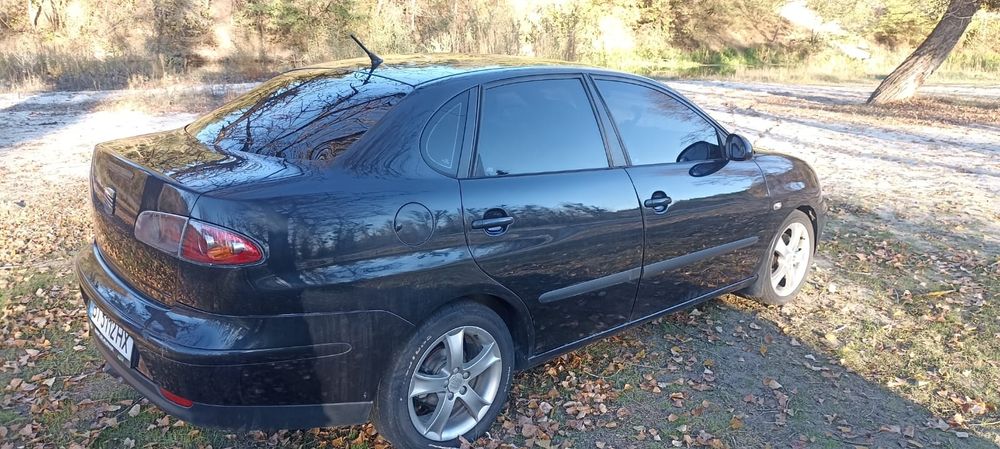 Продам надійне авто Seat Cordoba 2 Sport