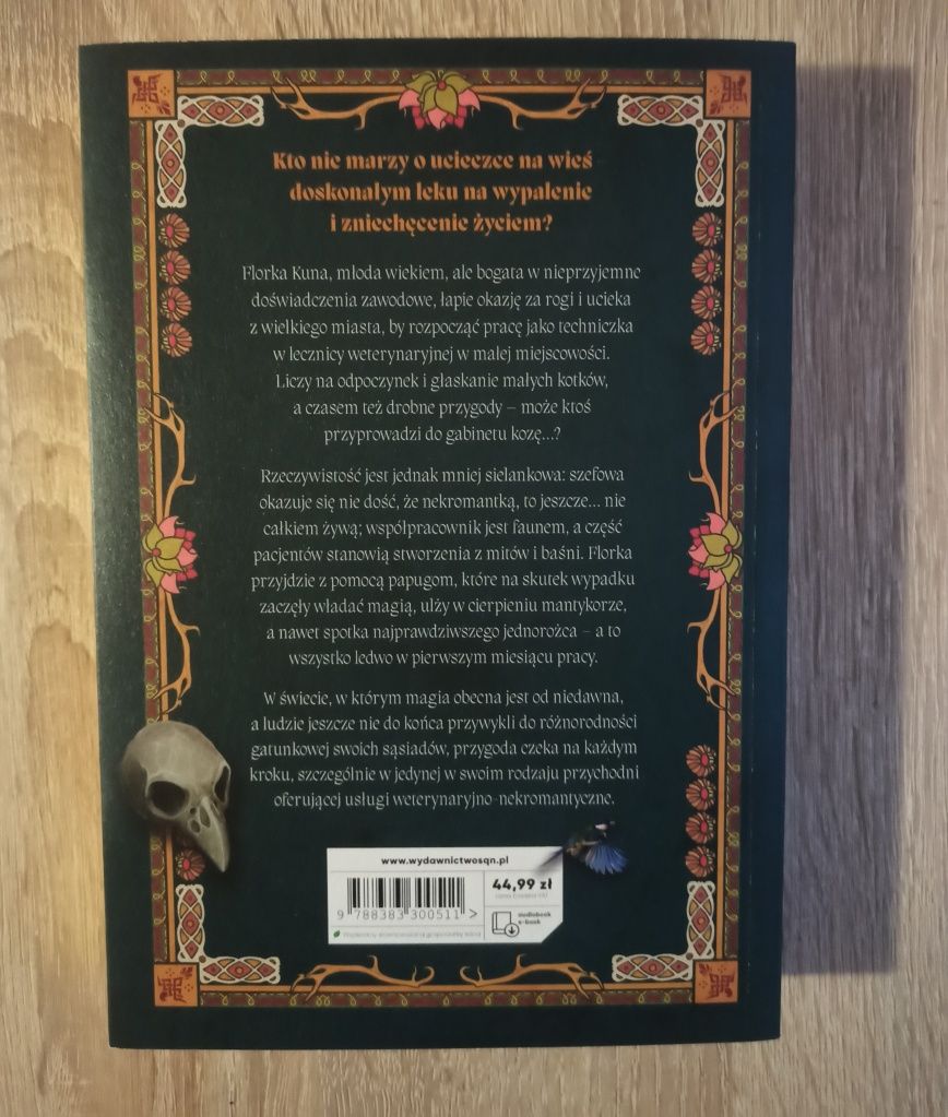 "Necrovet, usługi weterynaryjno nekromantyczne" Joanna W. Gajzler