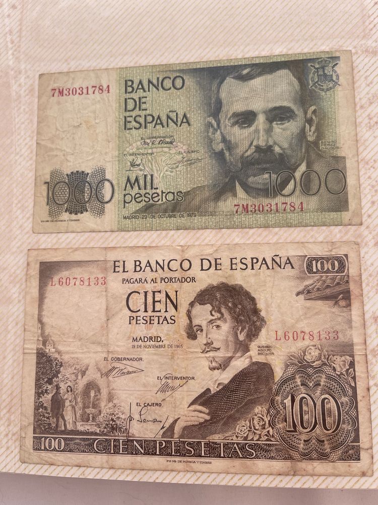 Lote de 12 notas de vários países Canadá Espanha EUA Itália etc