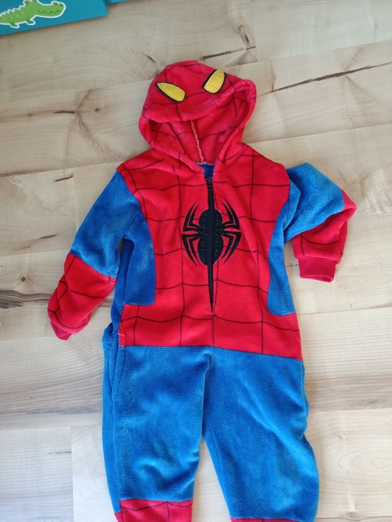 Spiderman kombinezon kigurumi strój rozm 116